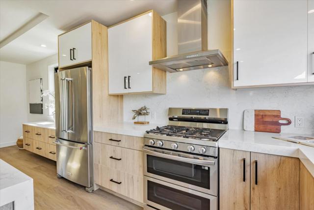 Image 12 of 37 For 2526 Mathews Street