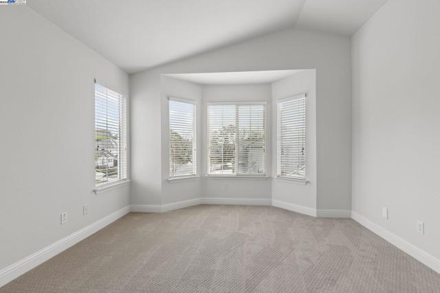 143 Shelterwood Ln, Danville CA: https://media.crmls.org/mediaz/3d55414c-dc53-4850-af62-4d185979183a.jpg