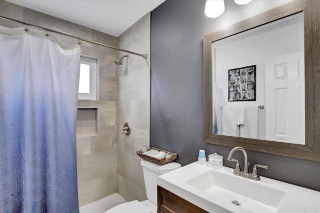 360 W Bon Air Dr, Palm Springs CA: https://media.crmls.org/mediaz/3d55931c-8896-47e3-9d9c-b588222a867b.jpg