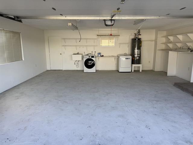 Detail Gallery Image 12 of 21 For 2511 El Amigo Rd, Del Mar,  CA 92014 - 4 Beds | 2 Baths