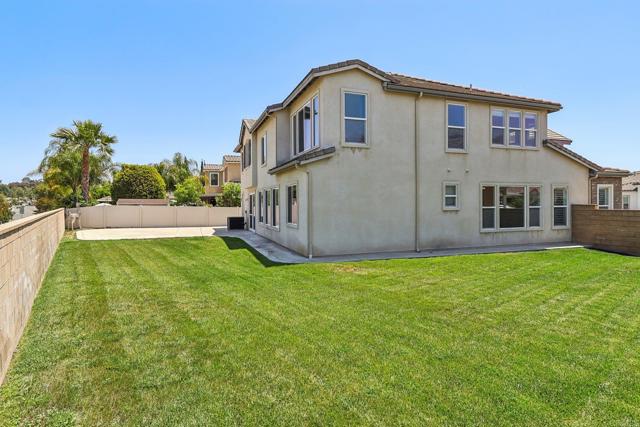 31332 Bluebeech Court, Temecula CA: https://media.crmls.org/mediaz/3d568755-2101-4e4d-8c80-f36da3960dbd.jpg