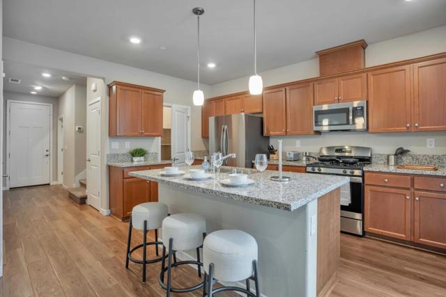 1618 Pagoda Lane, Sacramento CA: https://media.crmls.org/mediaz/3d5702c0-8461-4af3-a9a9-871bbd3c42bb.jpg