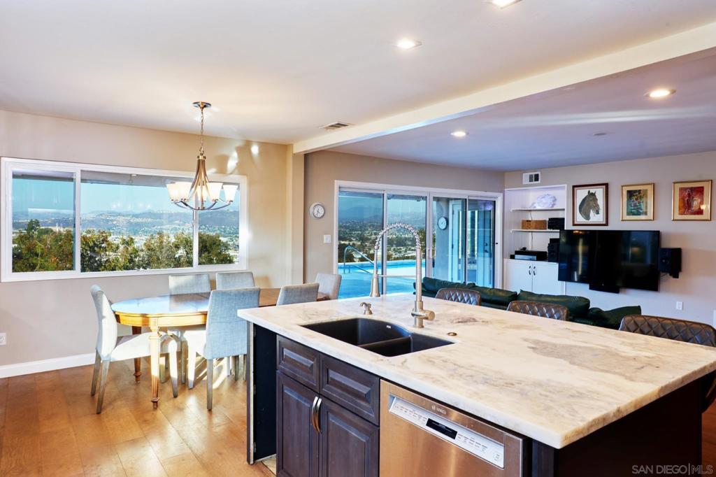 MLS #250042807SD image #11