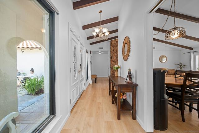 16273 Arena Dr, Ramona CA: https://media.crmls.org/mediaz/3d57cb6a-9054-48d0-918c-fb7b78f0c768.jpg