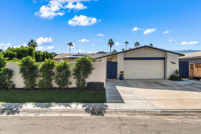 43035 Tennessee Avenue, Palm Desert CA: https://media.crmls.org/mediaz/3d58170c-a185-4621-b798-386db75f9bf6.jpg