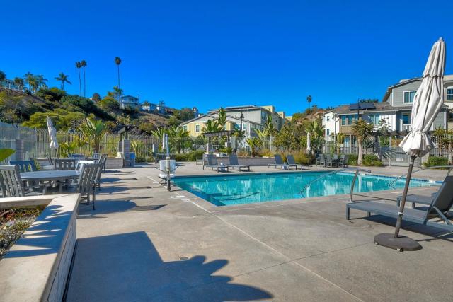 1103 Makena Way, Oceanside CA: https://media.crmls.org/mediaz/3d583fea-ab44-4907-9f2a-0788ac9288ce.jpg
