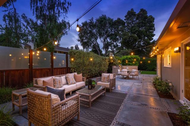 21 De Sabla Road, San Mateo CA: https://media.crmls.org/mediaz/3d58ee82-0e86-4a4f-b2f5-cac45533fc17.jpg