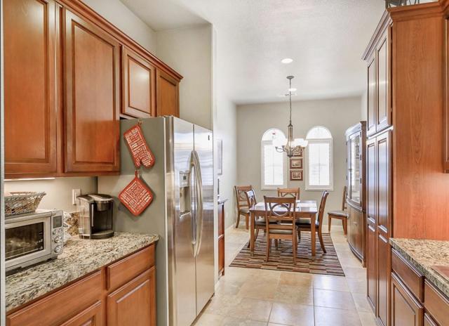 81690 Avenida Alturas, Indio CA: https://media.crmls.org/mediaz/3d594f07-c5a5-4cf2-9007-a88d867a75b9.jpg