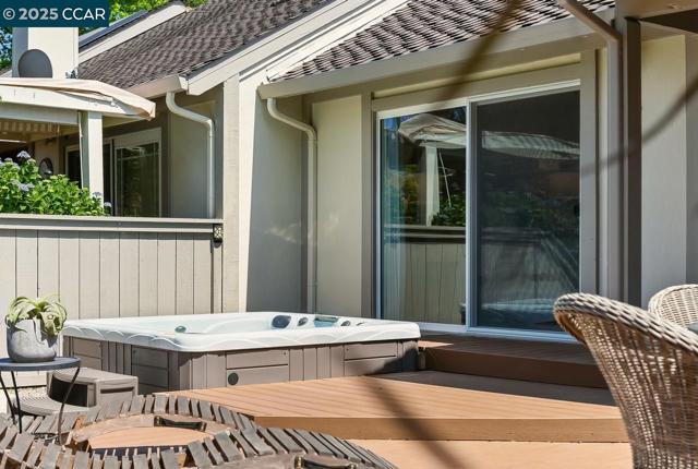624 Doral Dr, Danville CA: https://media.crmls.org/mediaz/3d5991f2-171b-4368-ad93-c5781e02dd1a.jpg