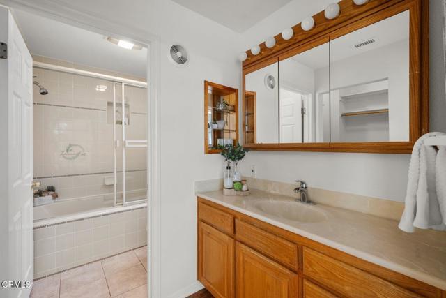Detail Gallery Image 21 of 51 For 4804 Dunsmore Ave, La Crescenta,  CA 91214 - 3 Beds | 2/1 Baths