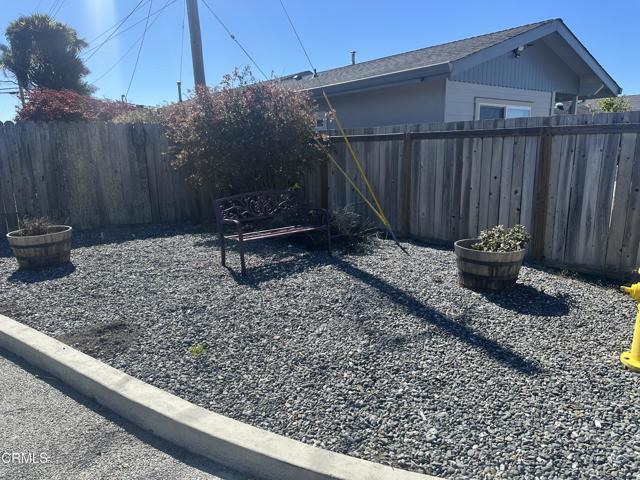 131 Halsey Way, Fort Bragg CA: https://media.crmls.org/mediaz/3d5a859e-8db1-4f03-92d9-a6d6f2c2af3e.jpg