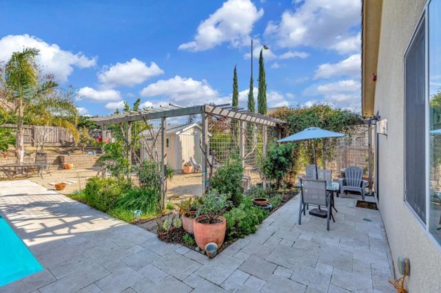 1667 Santana Ranch Drive, Hollister CA: https://media.crmls.org/mediaz/3d5adefb-4576-443d-90b5-47c4bcc44b23.jpg