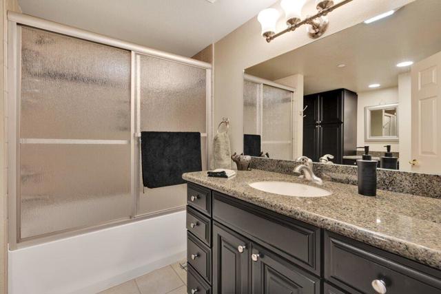 Image 12 of 33 For 77791 Woodhaven Drive