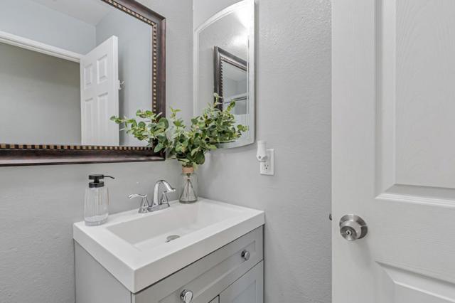553 Groth Place, San Jose CA: https://media.crmls.org/mediaz/3d5d2a47-54a7-4b1c-9139-06e5e399b843.jpg