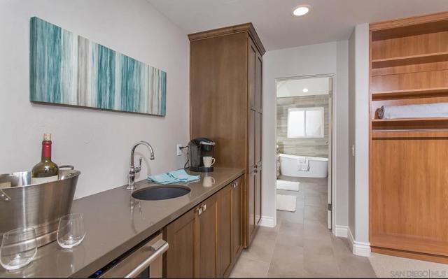 Image 23 of 29 For 48 Spinnaker Way