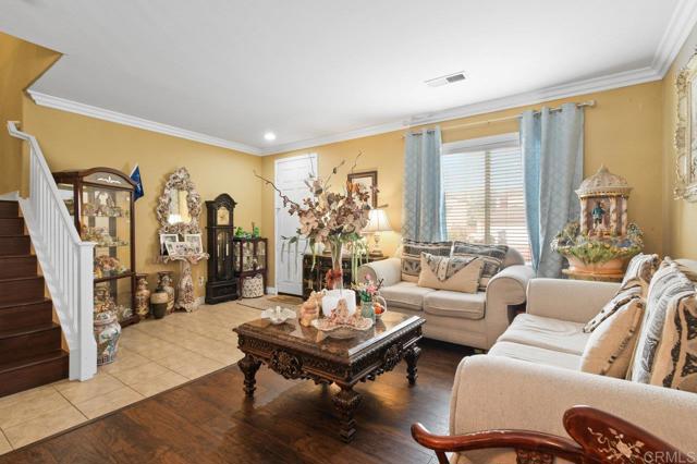 1420 Venters Dr, Chula Vista CA: https://media.crmls.org/mediaz/3d5e0e3f-3964-4c6c-a12e-743f9f8e111f.jpg