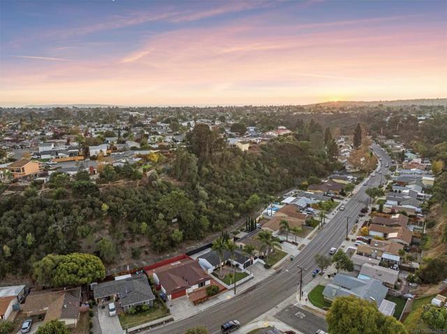 4691 CHATEAU DR, San Diego, California 92117, 3 Bedrooms Bedrooms, ,2 BathroomsBathrooms,Single Family Residence,For Sale,CHATEAU DR,250020002SD