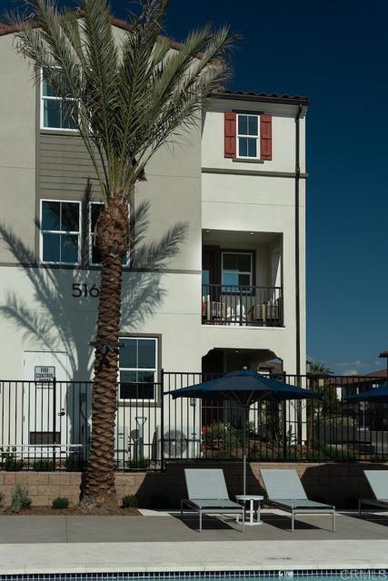 Detail Gallery Image 8 of 21 For 512 Avenida Centro #114,  Chula Vista,  CA 91910 - 3 Beds | 2/2 Baths