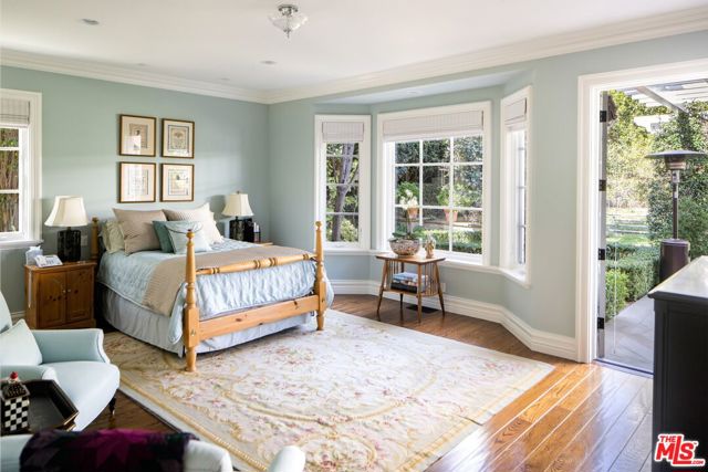 1667 Amalfi Drive, Pacific Palisades CA: https://media.crmls.org/mediaz/3d6099c1-9e6e-40ed-9a04-1bc5e6134147.jpg