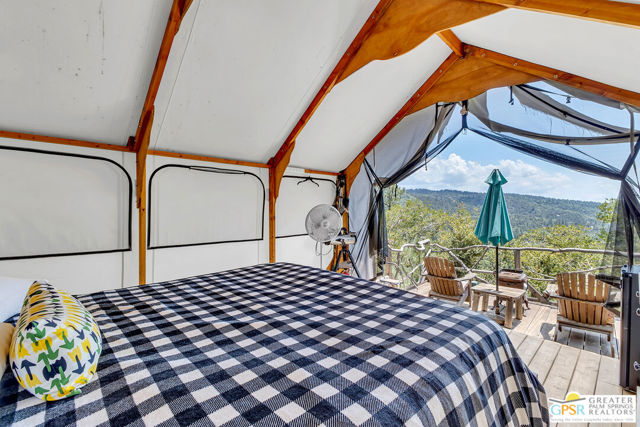 21395 Highway 243, Idyllwild CA: https://media.crmls.org/mediaz/3d6113e6-1abd-4d0a-9134-4ae5c7953fdc.jpg