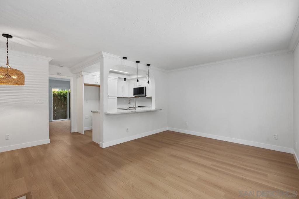4230 48th St - photo 4