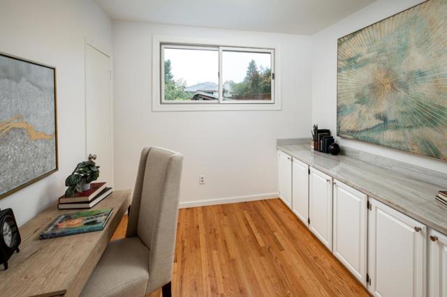 1264 Richardson Avenue, Los Altos CA: https://media.crmls.org/mediaz/3d628c75-4d53-4ea8-976c-320e4efe7de0.jpg
