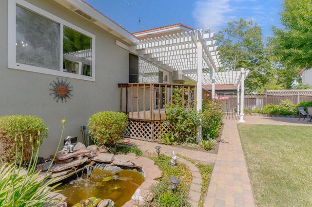 412 Bluefield Drive, San Jose CA: https://media.crmls.org/mediaz/3d6330c5-7f1a-4982-86c6-dbc25c3bb367.jpg