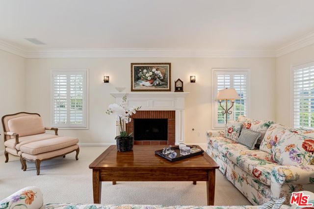 1405 EL BOSQUE Court photo 3