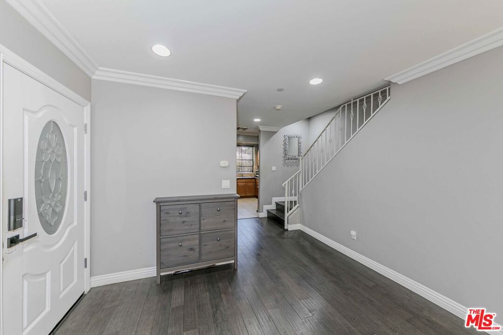 3D64233A 764E 47B8 833F 0F9F4167B129 2743 Montrose Avenue #110, Montrose, Ca 91020 &Lt;Span Style='BackgroundColor:transparent;Padding:0Px;'&Gt; &Lt;Small&Gt; &Lt;I&Gt; &Lt;/I&Gt; &Lt;/Small&Gt;&Lt;/Span&Gt;