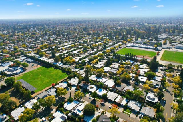 6179 Shadygrove, Cupertino CA: https://media.crmls.org/mediaz/3d65cbb1-6899-4962-910a-c3c374d4e3a2.jpg