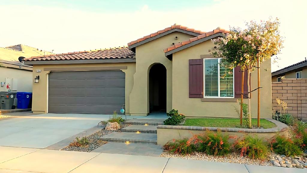 85549 Veneto Lane
