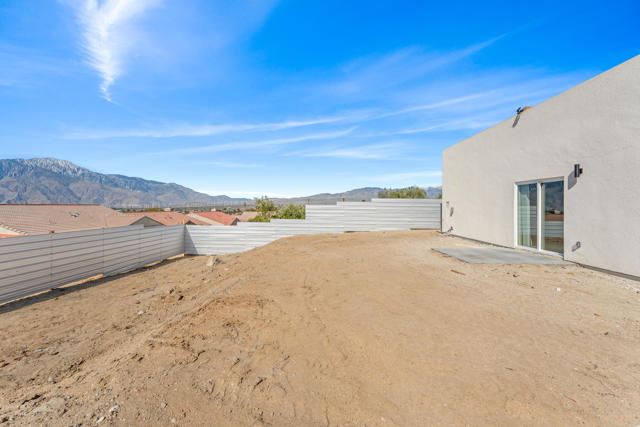 66 677 12 Th Street, Desert Hot Springs CA: https://media.crmls.org/mediaz/3d68b15d-2342-44c0-b16f-2e7578f0b8e7.jpg
