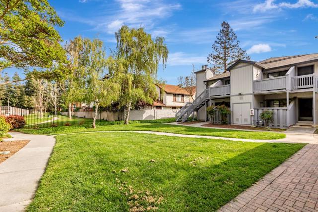 188 Sunwood Meadows Pl, San Jose CA: https://media.crmls.org/mediaz/3d68e44b-5696-4470-92b0-a7f9e919c34b.jpg