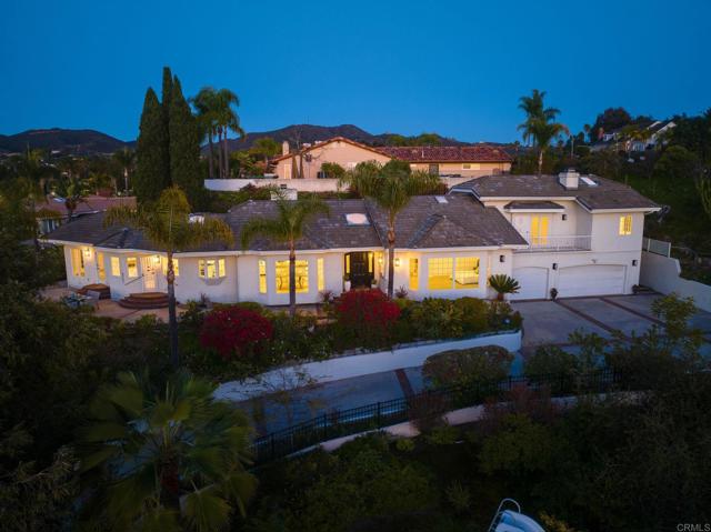 Detail Gallery Image 1 of 68 For 1248 via Christina, Vista,  CA 92084 - 4 Beds | 3 Baths