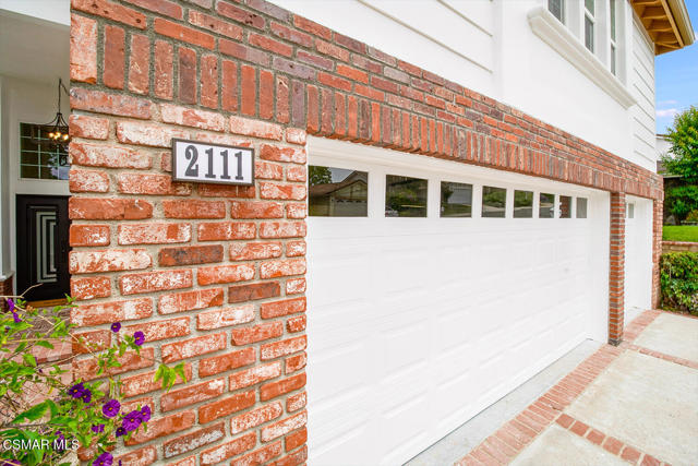 2111 Peak Place, Thousand Oaks CA: https://media.crmls.org/mediaz/3d69f3d1-1404-4299-804c-32729f1f5c26.jpg