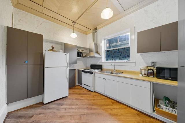 316 Napa Street, Vallejo CA: https://media.crmls.org/mediaz/3d6b5049-808b-4643-b3fe-95d0a61f1cc8.jpg