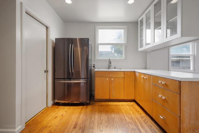 852 Hensley Avenue, San Bruno CA: https://media.crmls.org/mediaz/3d6c8e12-1cac-4a03-b6fc-0edd1f1a1894.jpg