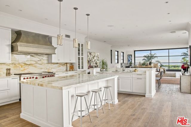 1457 Blue Jay Way, Los Angeles CA: https://media.crmls.org/mediaz/3d703c00-bd7e-4115-9e06-ebeb93ab76d3.jpg