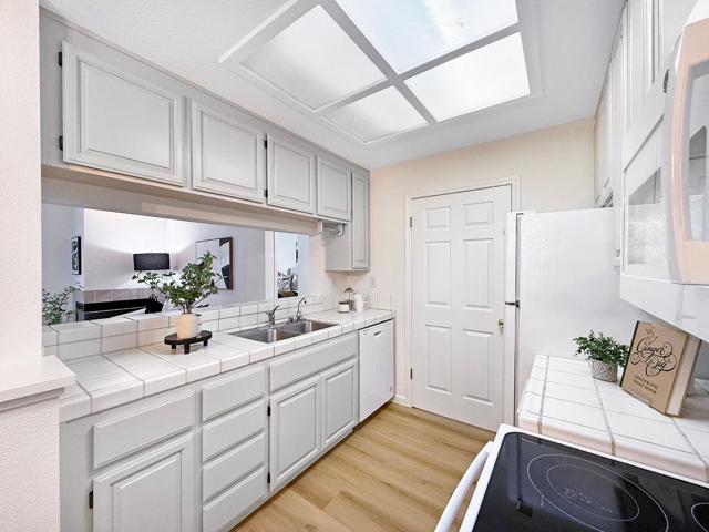 1790 Bevin Brook Drive, San Jose CA: https://media.crmls.org/mediaz/3d708f15-1bea-4277-9b8b-c0dd6b0ebccd.jpg