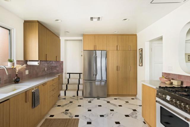 Image 11 of 27 For 2133 Mayview Drive