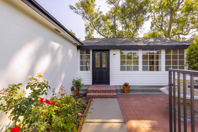 Detail Gallery Image 3 of 31 For 212 Foothill Rd, Ojai,  CA 93023 - 2 Beds | 2 Baths