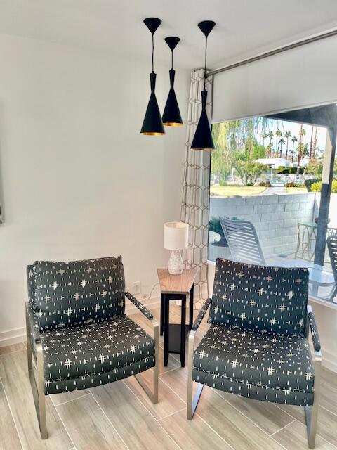 1730 Capri Circle, Palm Springs CA: https://media.crmls.org/mediaz/3d726b48-0342-4c96-8596-a875307a90b2.jpg