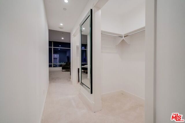 900 W Olympic Boulevard, Los Angeles CA: https://media.crmls.org/mediaz/3d72d358-4812-4572-8ce2-cfce32ec2133.jpg