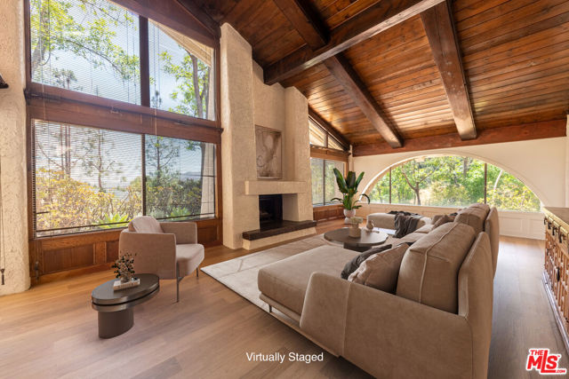 13033 Sky Valley Road, Los Angeles CA: https://media.crmls.org/mediaz/3d747534-5550-4590-a214-f3b622008a37.jpg