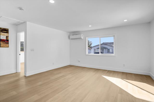 323 S 65th Street, Encanto CA: https://media.crmls.org/mediaz/3d748cf7-a353-4284-ac48-fd04c391e0cb.jpg