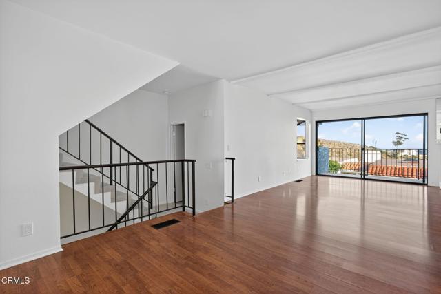 Detail Gallery Image 14 of 55 For 925 Vallecito Dr, Ventura,  CA 93001 - 2 Beds | 2/1 Baths