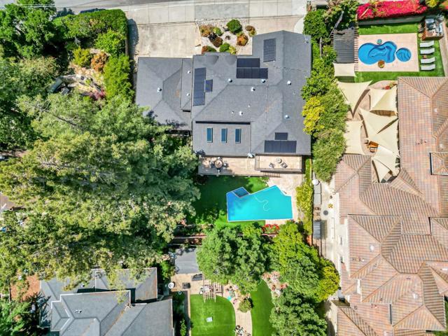 3119 Oak Knoll Drive, Redwood City CA: https://media.crmls.org/mediaz/3d749ceb-f2bb-4d1c-8c87-672b38dc14c2.jpg