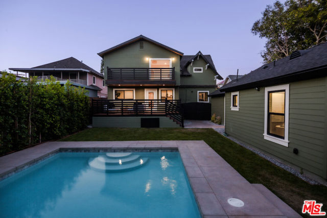 1432 Kellam Avenue, Los Angeles CA: https://media.crmls.org/mediaz/3d75f09a-24d7-4060-8c93-c83da2694aec.jpg