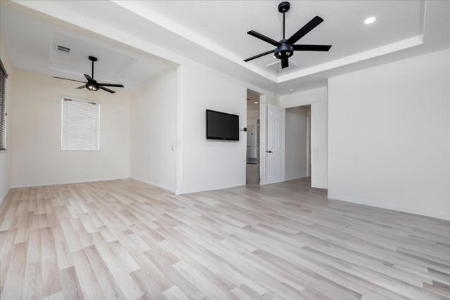 40828 Paganini Drive, Indio CA: https://media.crmls.org/mediaz/3d76f4c9-8a50-4a98-8050-b05c1b8e29cc.jpg