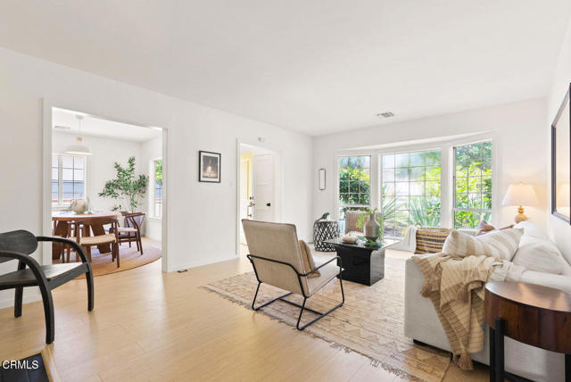 Detail Gallery Image 8 of 36 For 2376 Monte Vista St, Pasadena,  CA 91107 - 3 Beds | 1/1 Baths